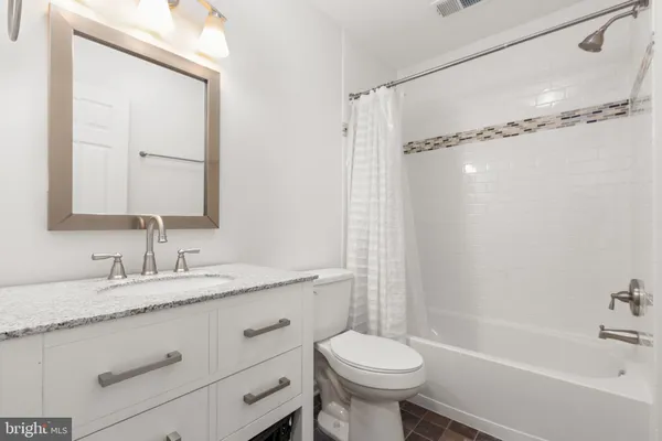 $2,500 | 11806 Camelot Way, Fredericksburg, VA 22407