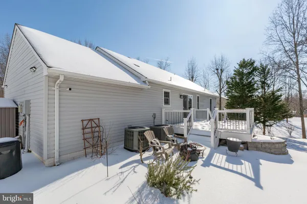 $2,500 | 11806 Camelot Way, Fredericksburg, VA 22407