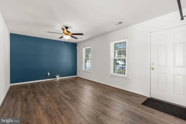 $2,500 | 11806 Camelot Way, Fredericksburg, VA 22407