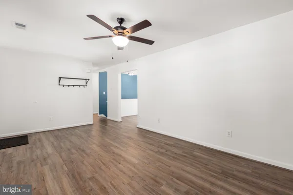 $2,500 | 11806 Camelot Way, Fredericksburg, VA 22407