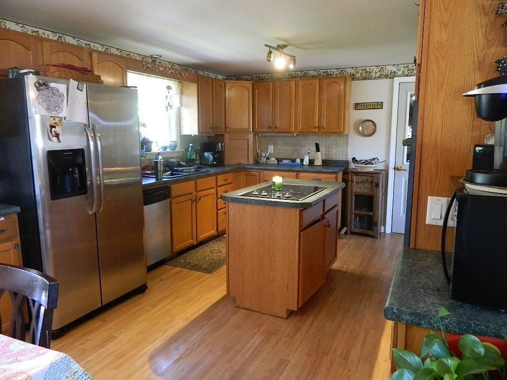 402 High Street Paris, ME 04281 - Photo 7 of 22 Photo