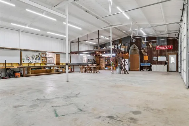 $700,000 | 7949 North Fm 373 Road, Muenster, TX 76252