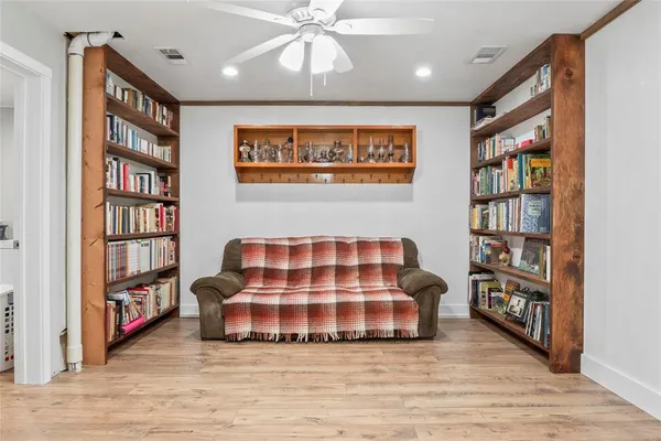 $700,000 | 7949 North Fm 373 Road, Muenster, TX 76252