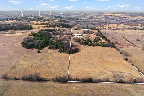 $700,000 | 7949 North Fm 373 Road, Muenster, TX 76252