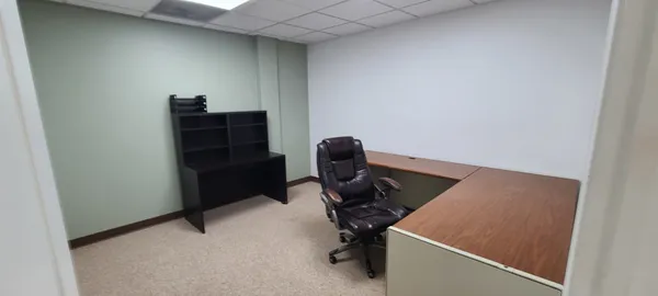 a view of workspace with windows