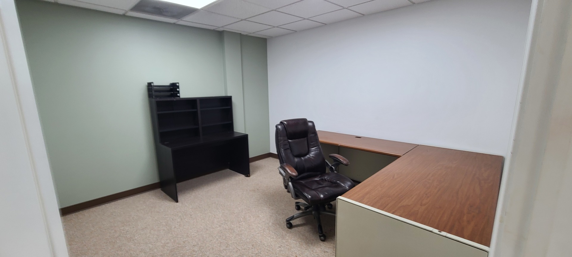 19252 South Blackhawk Parkway Mokena, IL 60448 - Photo 15 of 17 a view of workspace with windows