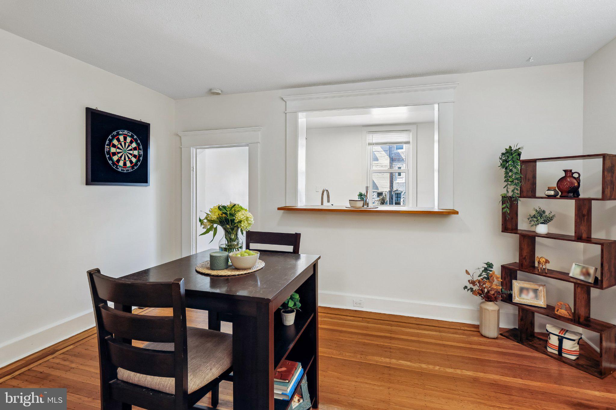 3124 Chestnut Avenue Baltimore, MD 21211 - Photo 11 of 25 Bright and inviting dining space.