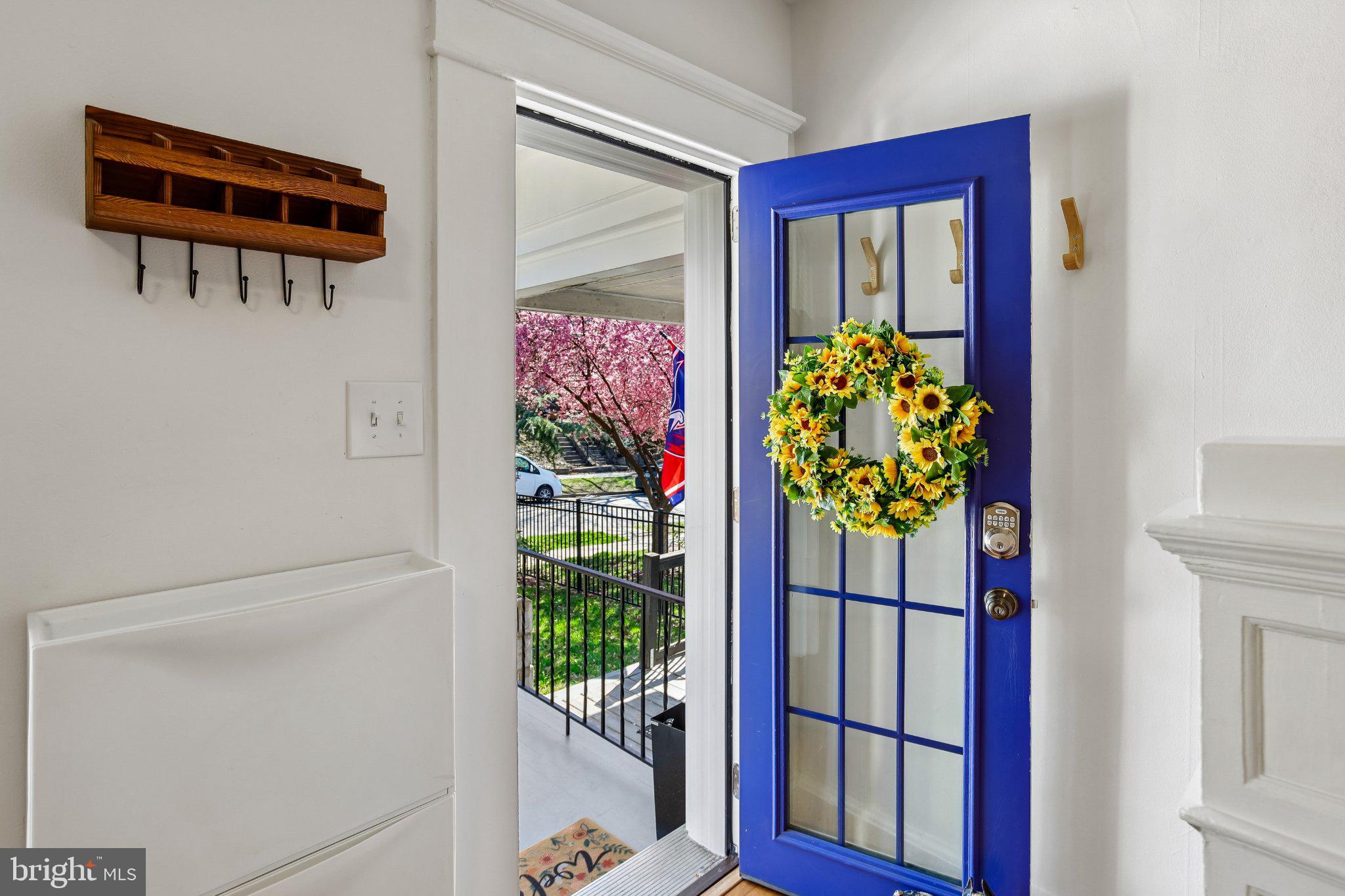 3124 Chestnut Avenue Baltimore, MD 21211 - Photo 4 of 25 Welcoming entry with vibrant hues.