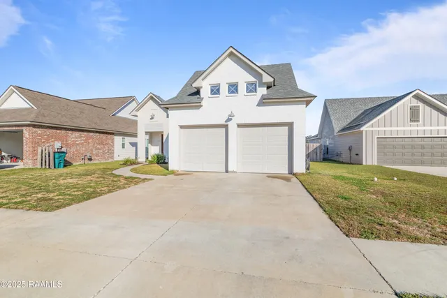 $315,000 | 127 Ella Hill Street, Maurice, LA 70555