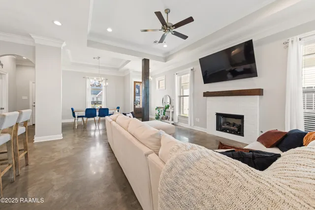 $315,000 | 127 Ella Hill Street, Maurice, LA 70555