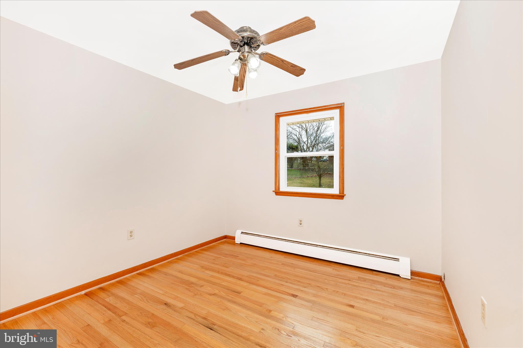 10223 Liberty Road Frederick, MD 21701 - Photo 26 of 51 Bedroom 3