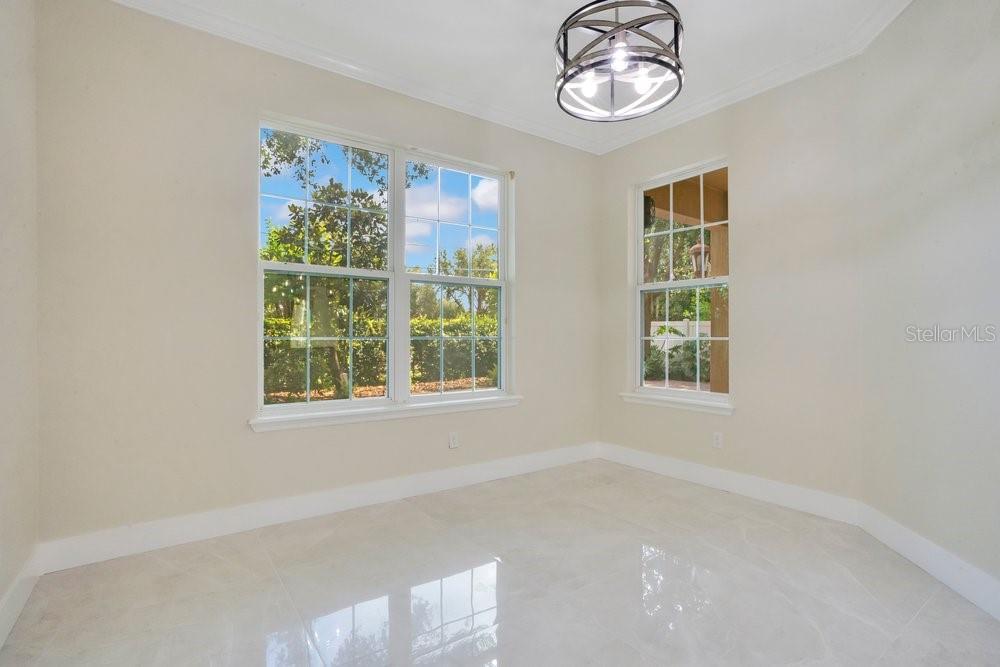 6615 Helmsley Circle Windermere, FL 34786 - Photo 11 of 38