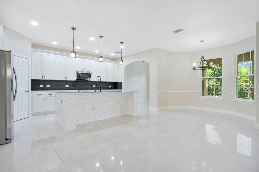6615 Helmsley Circle Windermere, FL 34786 - Photo 12 of 38