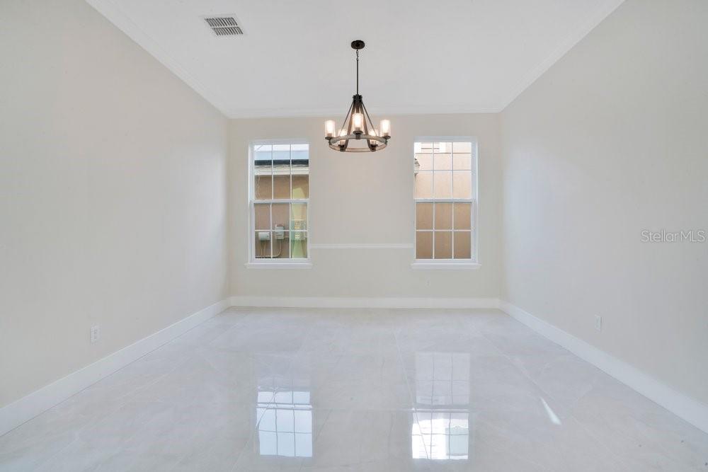 6615 Helmsley Circle Windermere, FL 34786 - Photo 6 of 38