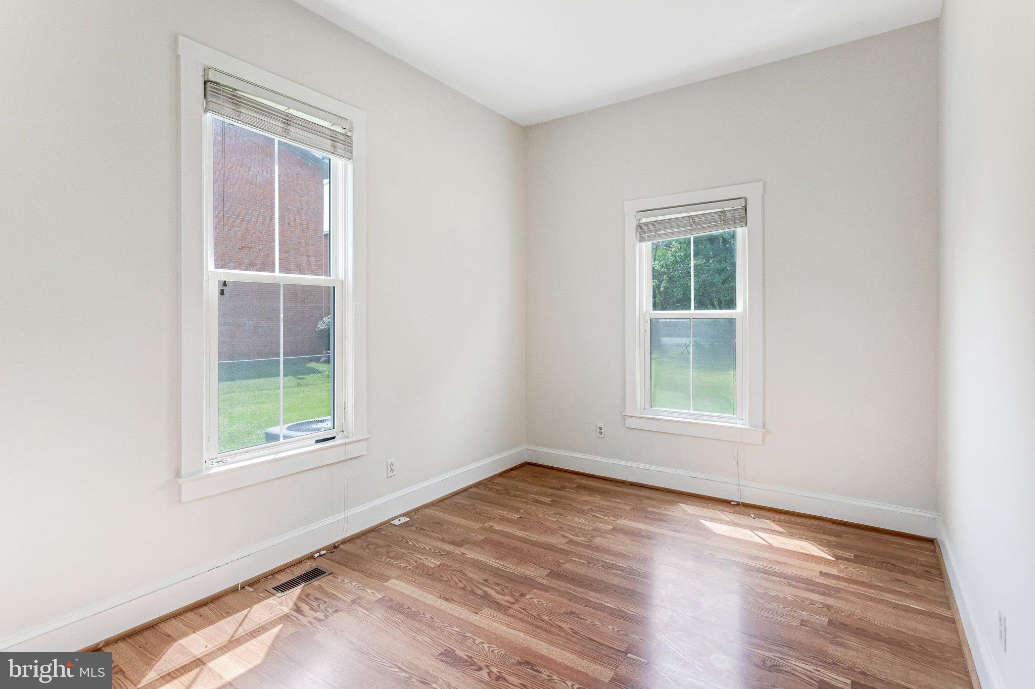 8753 Signal Hill Road, Unit 1 Manassas, VA 20110 - Photo 12 of 22