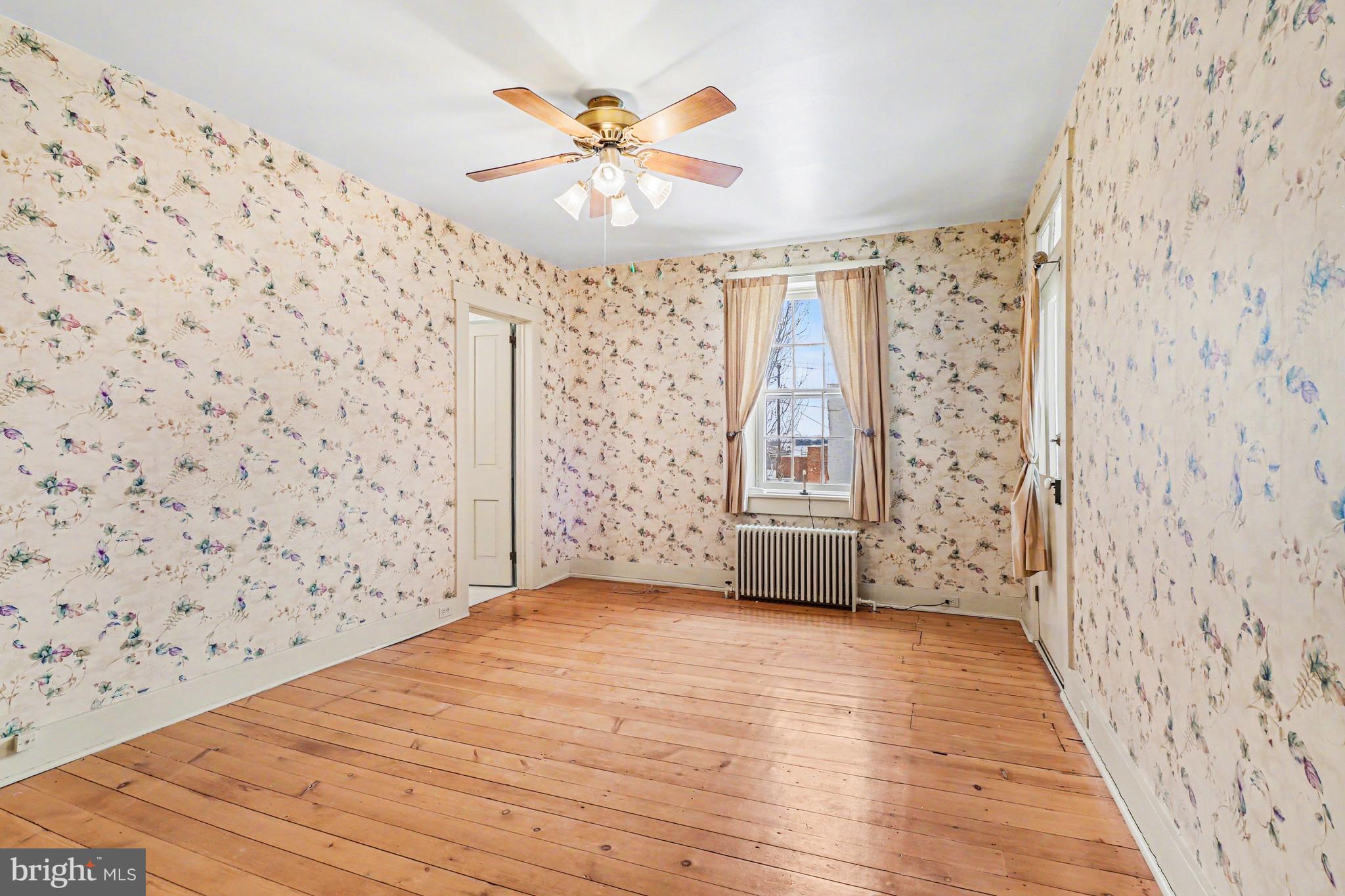 13 West Main Street Mount Joy, PA 17552 - Photo 27 of 43