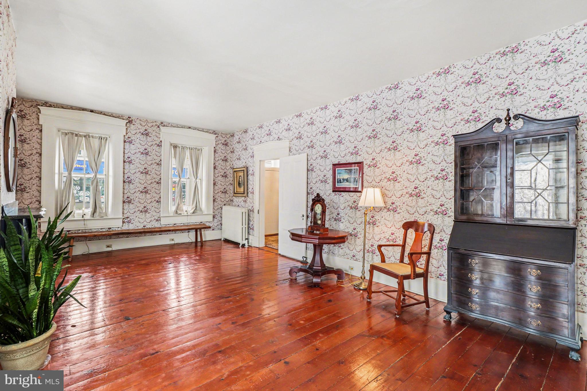 13 West Main Street Mount Joy, PA 17552 - Photo 10 of 43