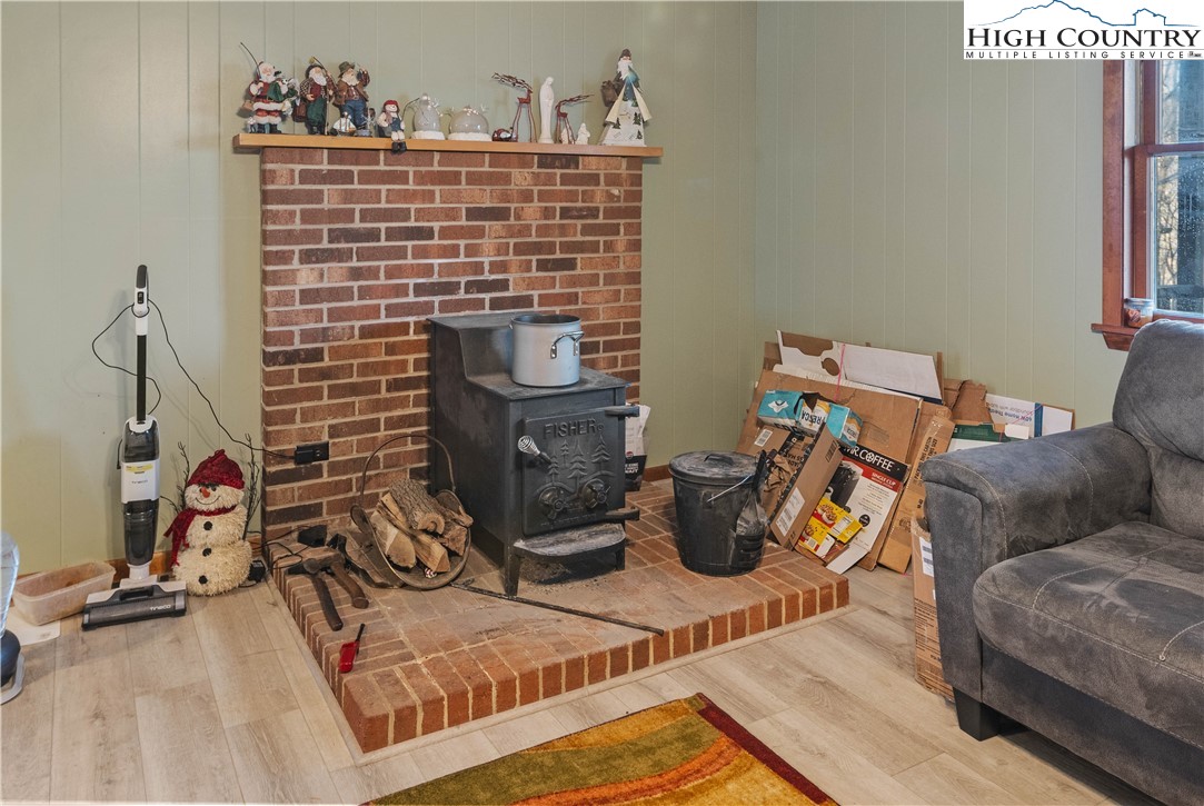178 Green Knob Mountain Road Boone, NC 28607 - Photo 34 of 49 a view of workspace with wooden floor