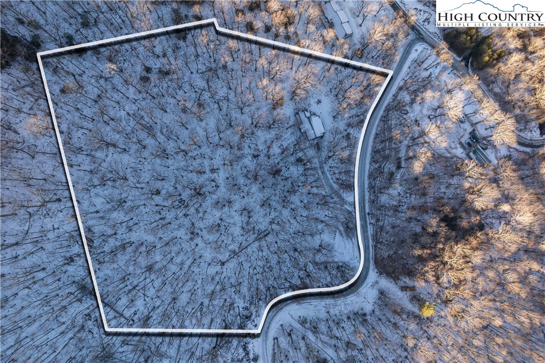 178 Green Knob Mountain Road Boone, NC 28607 - Photo 49 of 49 a bathroom with a shower