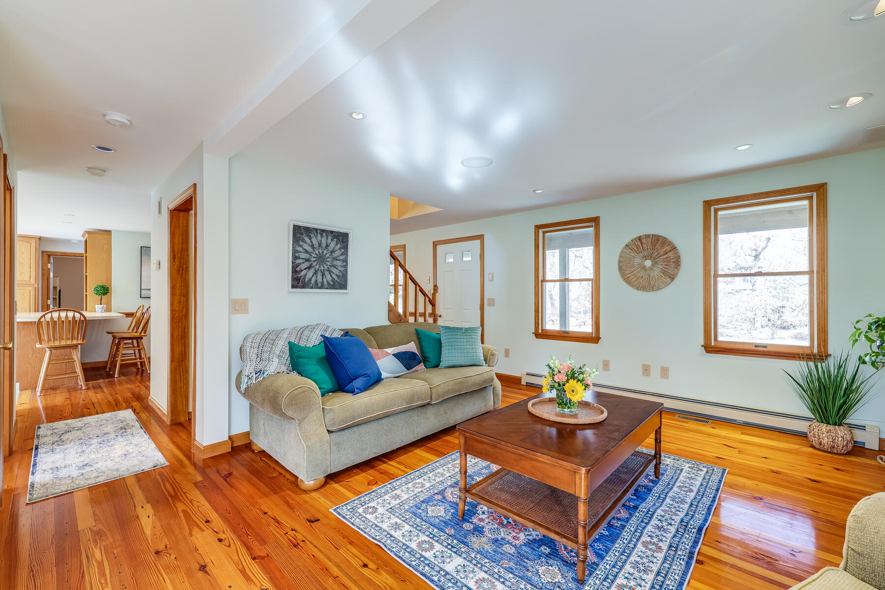 40 Fox Run Road Eastham, MA 02642 - Photo 8 of 71 living room