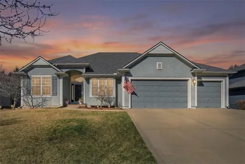 $540,000 | 21936 West 175th Terrace, Olathe, KS 66062
