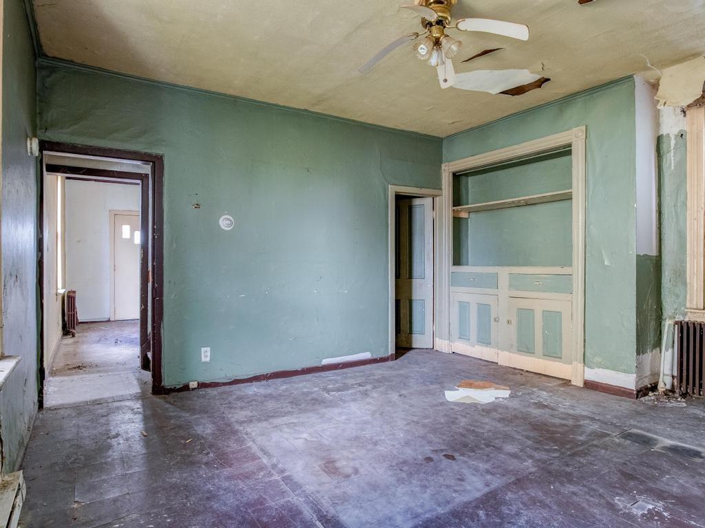 1817 4th Avenue Beaver Falls, PA 15010 - Photo 6 of 25