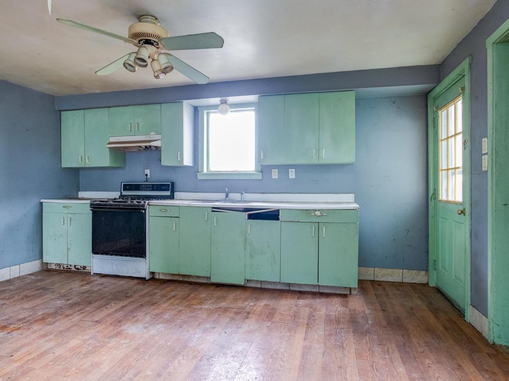 1817 4th Avenue Beaver Falls, PA 15010 - Photo 9 of 25