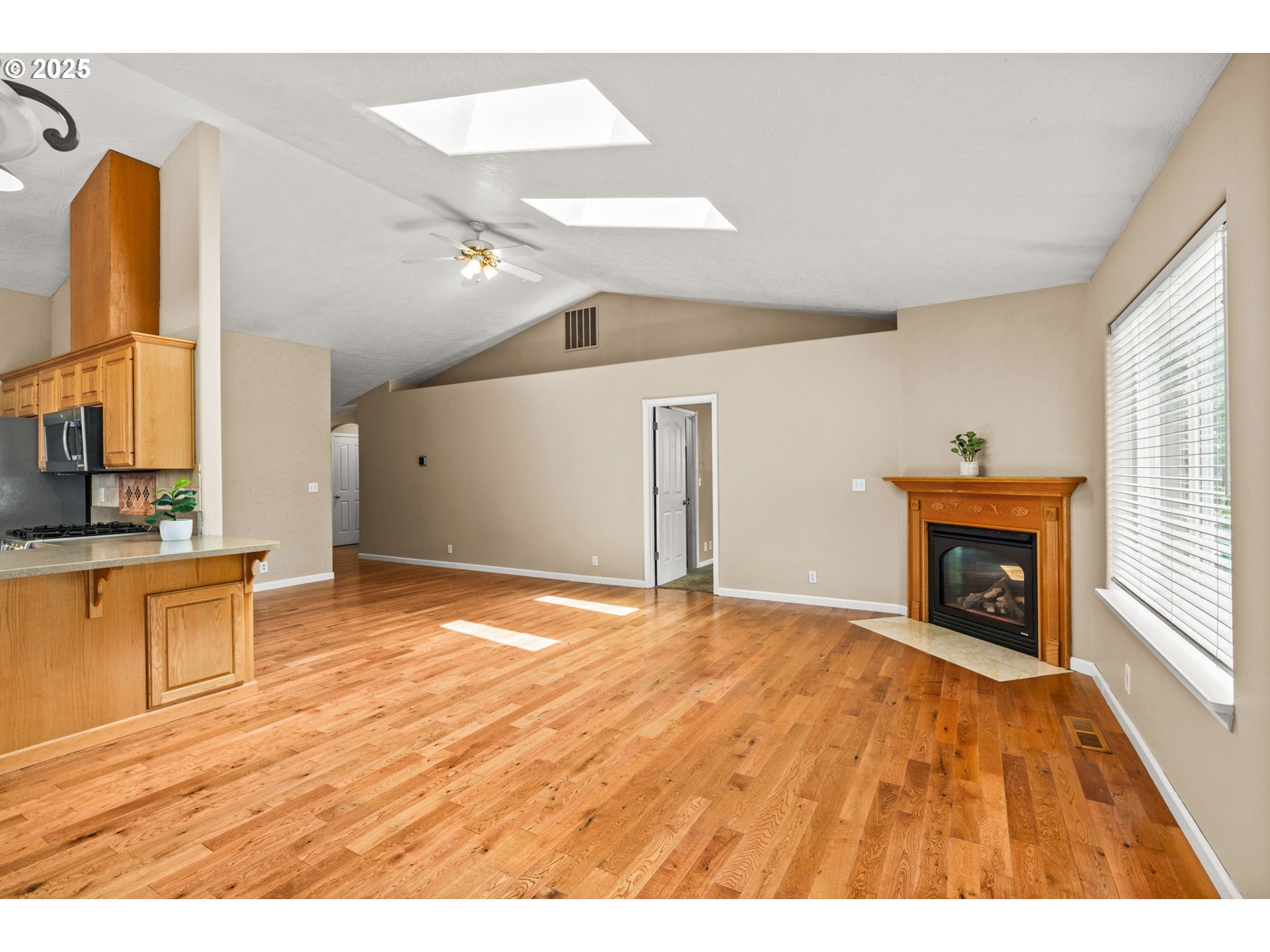 3473 Parker Lane Springfield, OR 97477 - Photo 23 of 34 Gallery Image 23