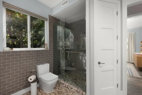 $1,799,999 | 2743 Mesa Drive, Oceanside, CA 92054