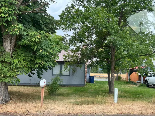 $579,883 | 5407 North Chase Road, Newman Lake, WA 99025