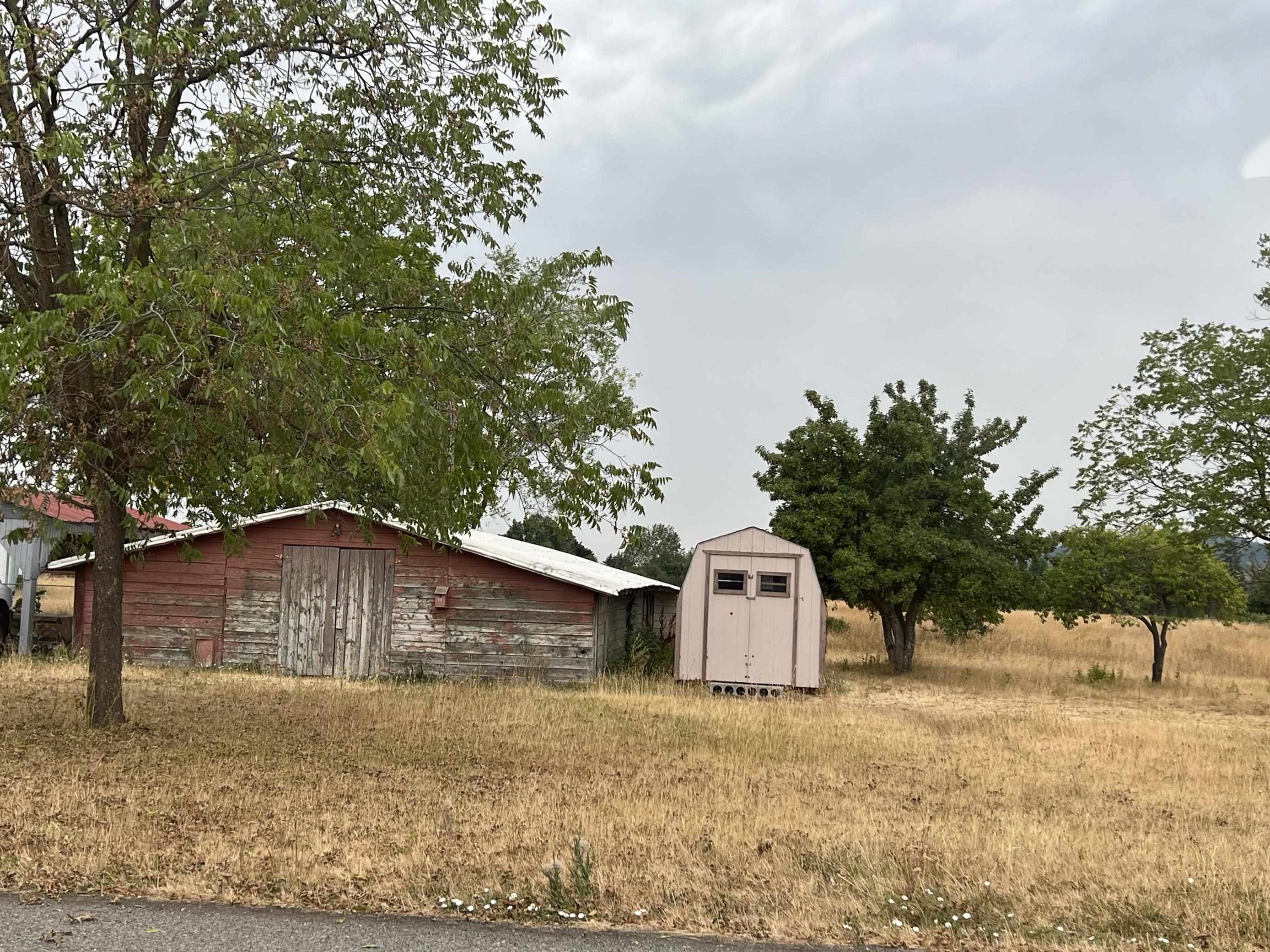 5407 North Chase Road Newman Lake, WA 99025 - Photo 4 of 5