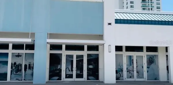 $27 | 235 Riverside Drive, Daytona Beach, FL 32117