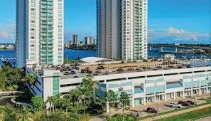 $27 | 235 Riverside Drive, Daytona Beach, FL 32117