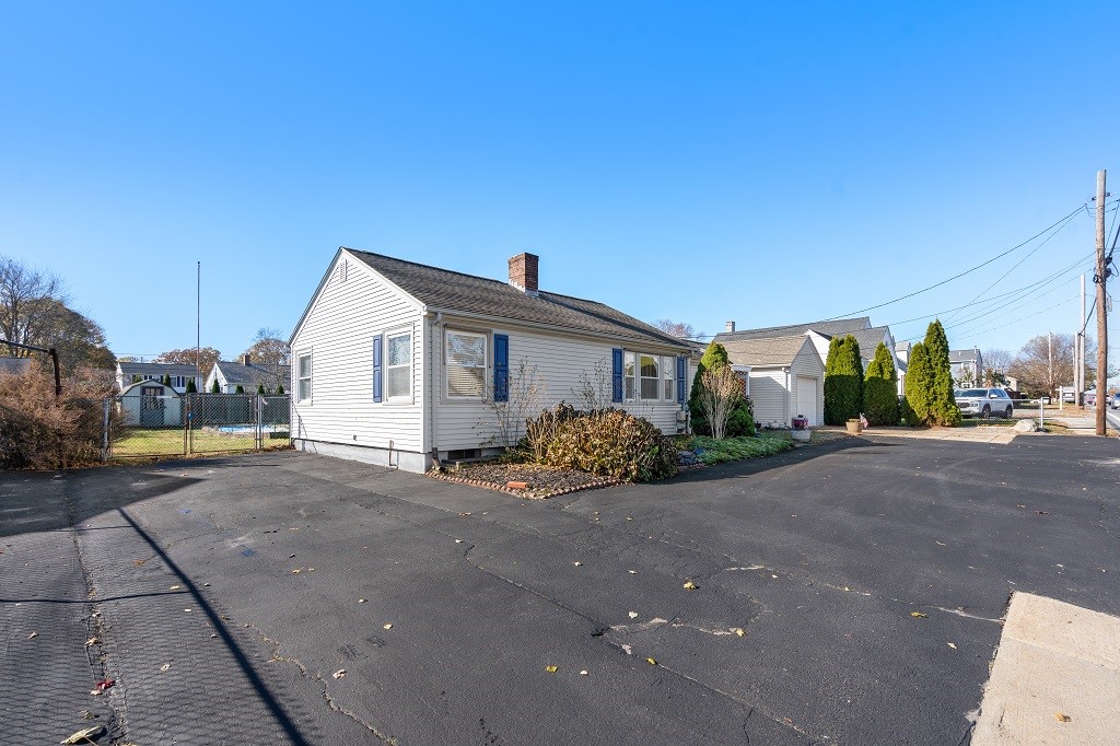 992 Main Avenue Warwick, RI 02886 - Photo 38 of 44