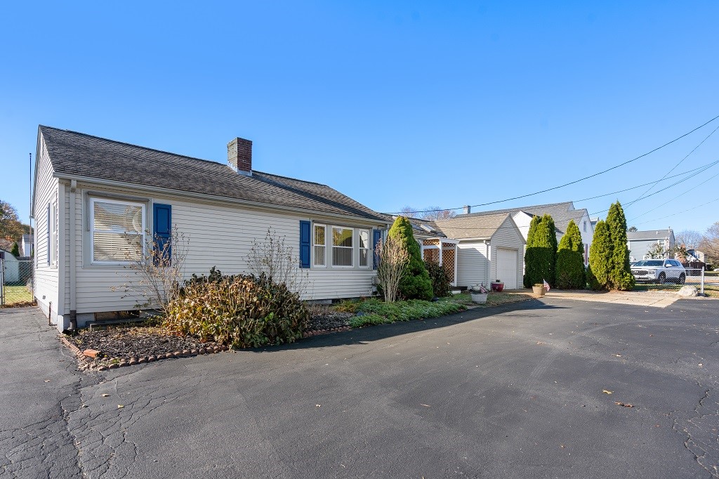 992 Main Avenue Warwick, RI 02886 - Photo 39 of 44