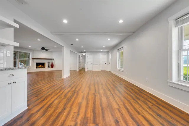 $424,440 | 215 Perryman Road, Lindale, TX 75771