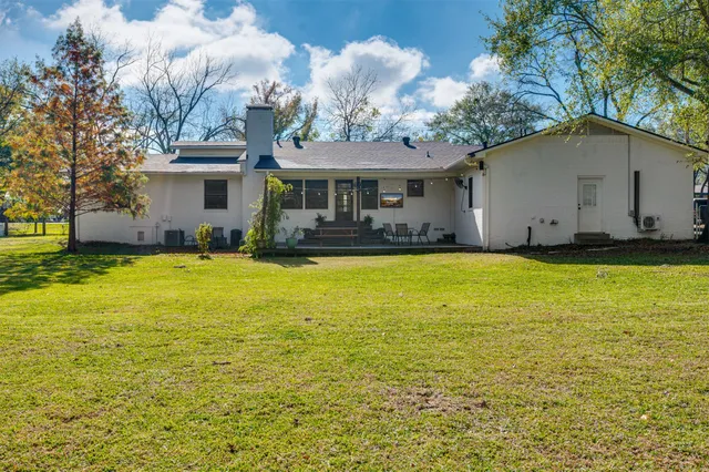 $424,440 | 215 Perryman Road, Lindale, TX 75771