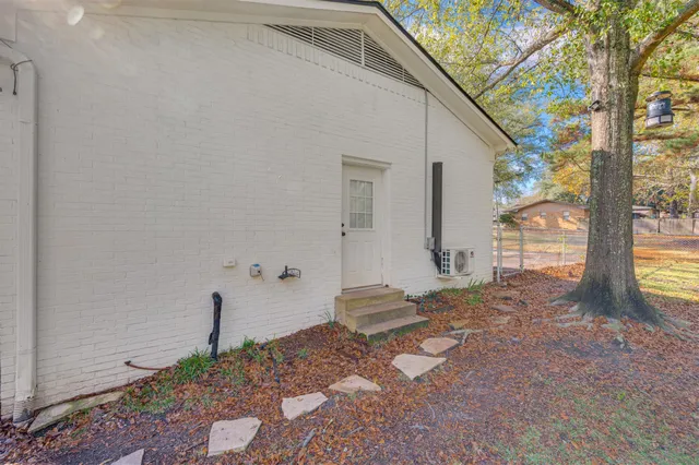 $424,440 | 215 Perryman Road, Lindale, TX 75771