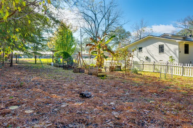 $424,440 | 215 Perryman Road, Lindale, TX 75771