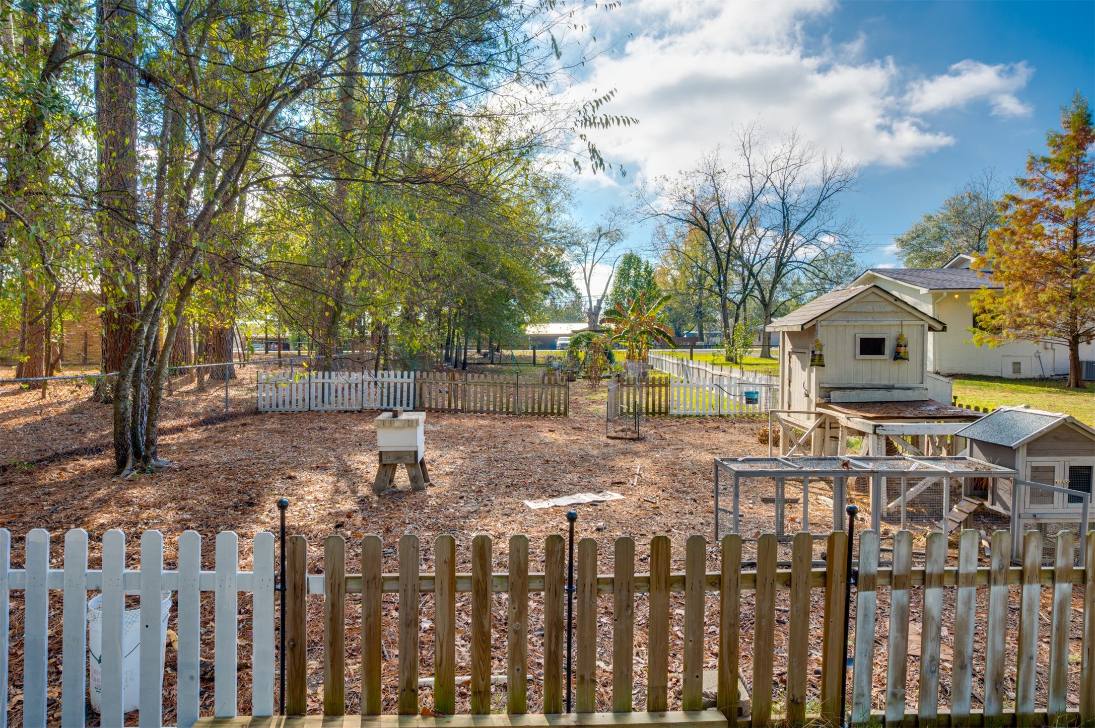 215 Perryman Road Lindale, TX 75771 - Photo 41 of 44 a view of house with wooden fence