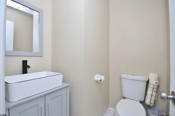 $370,000 | 35 Black Stallion Court, Middletown, NY 10940