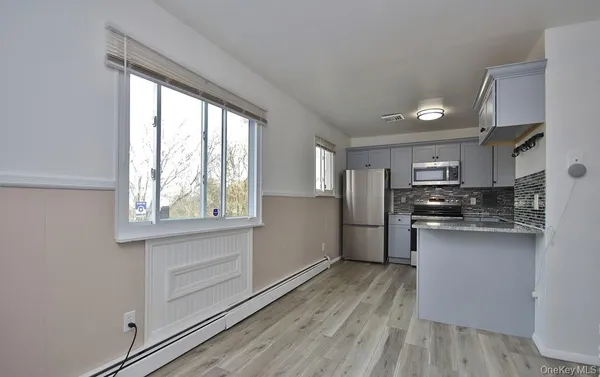 $370,000 | 35 Black Stallion Court, Middletown, NY 10940