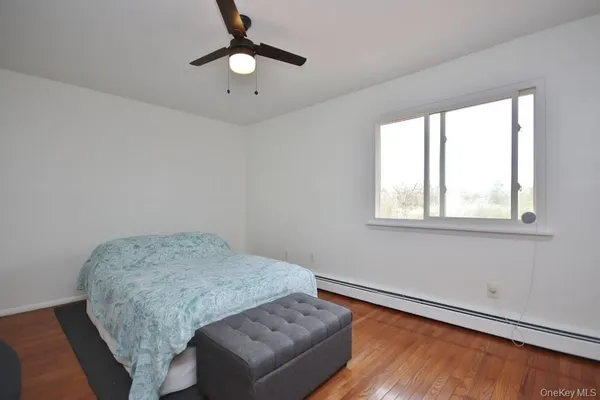 $370,000 | 35 Black Stallion Court, Middletown, NY 10940