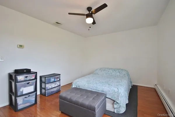 $370,000 | 35 Black Stallion Court, Middletown, NY 10940