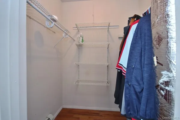 $370,000 | 35 Black Stallion Court, Middletown, NY 10940