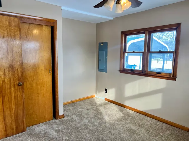 $69,900 | 221 West 7th Street, Tilton, IL 61833