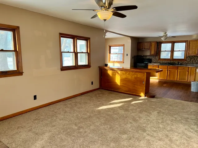 $69,900 | 221 West 7th Street, Tilton, IL 61833