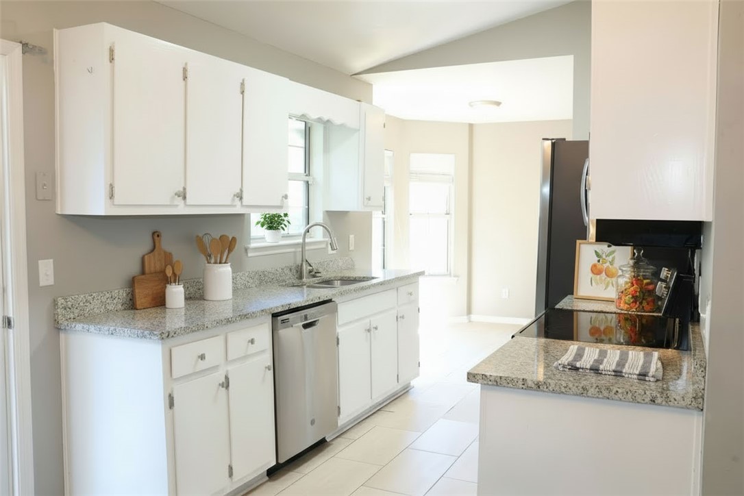 102 Victoria Boulevard Kingsland, GA 31548 - Photo 3 of 4