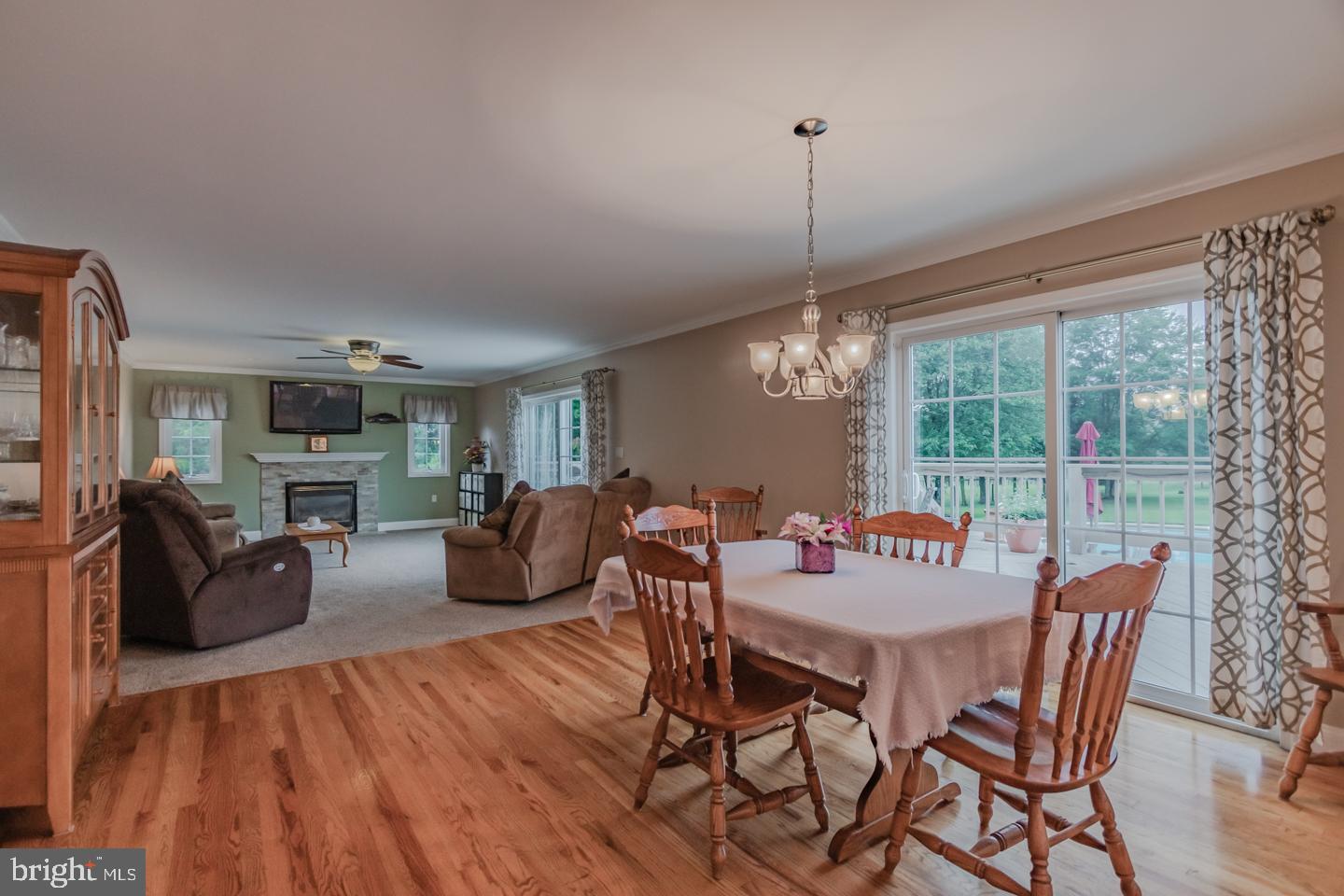 1010 Sweetbriar Road Perkasie, PA 18944 - Photo 28 of 52 Breakfast area with sliders to deck