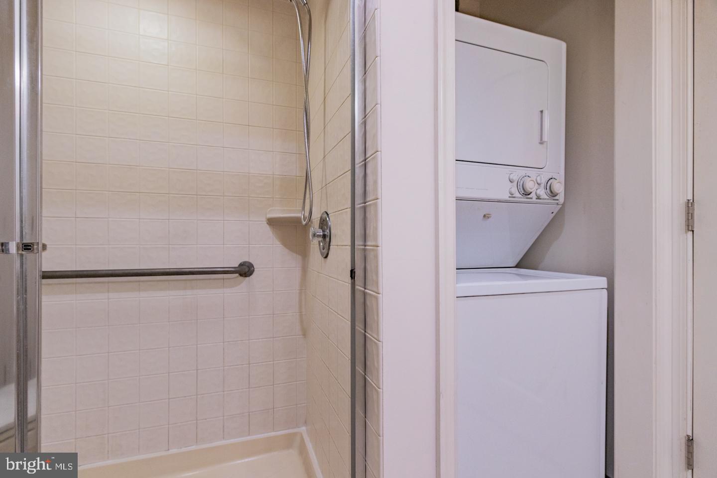 1010 Sweetbriar Road Perkasie, PA 18944 - Photo 50 of 52 Apartment/In-law laundry